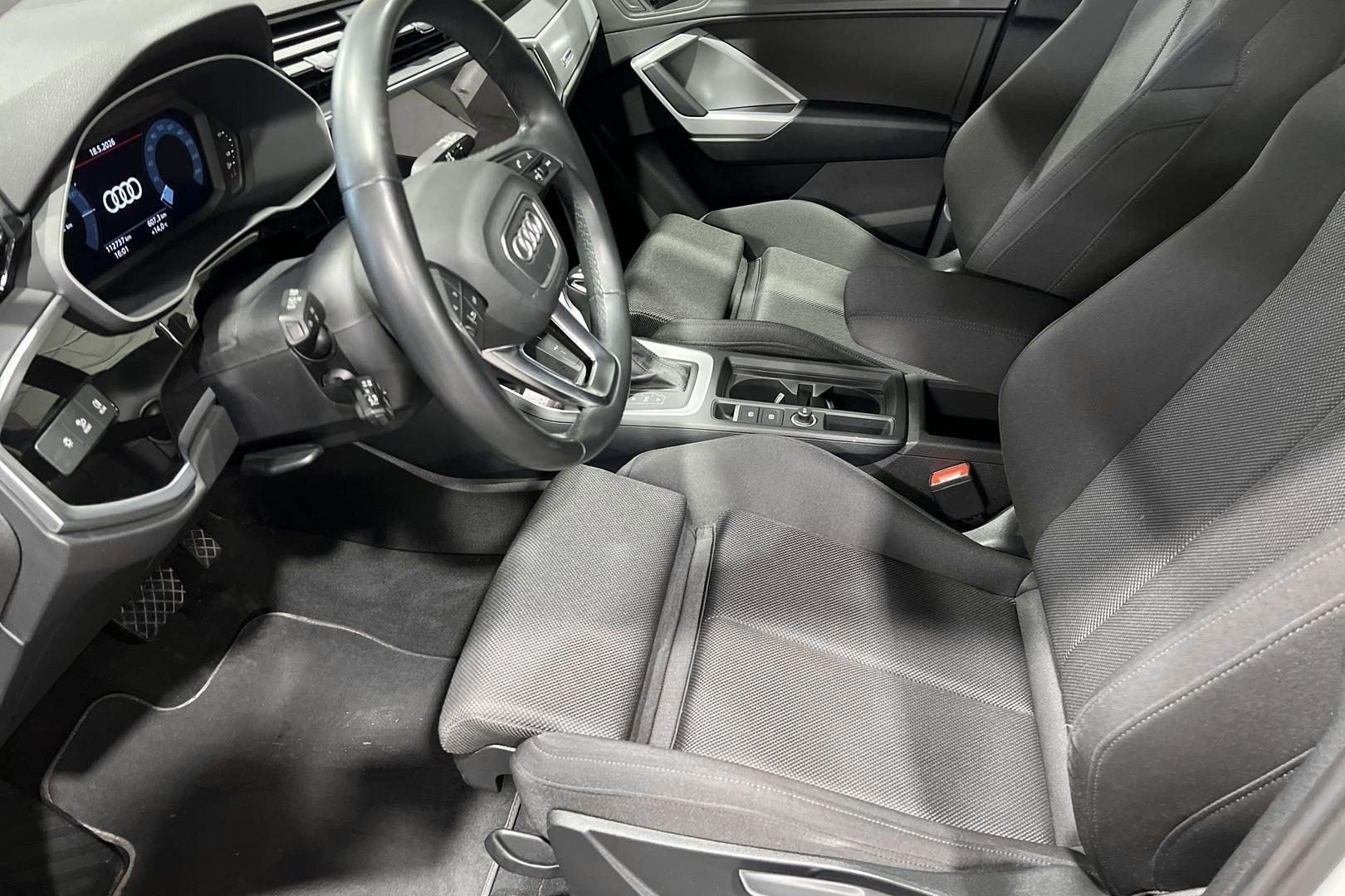 AUDI Q3 2022