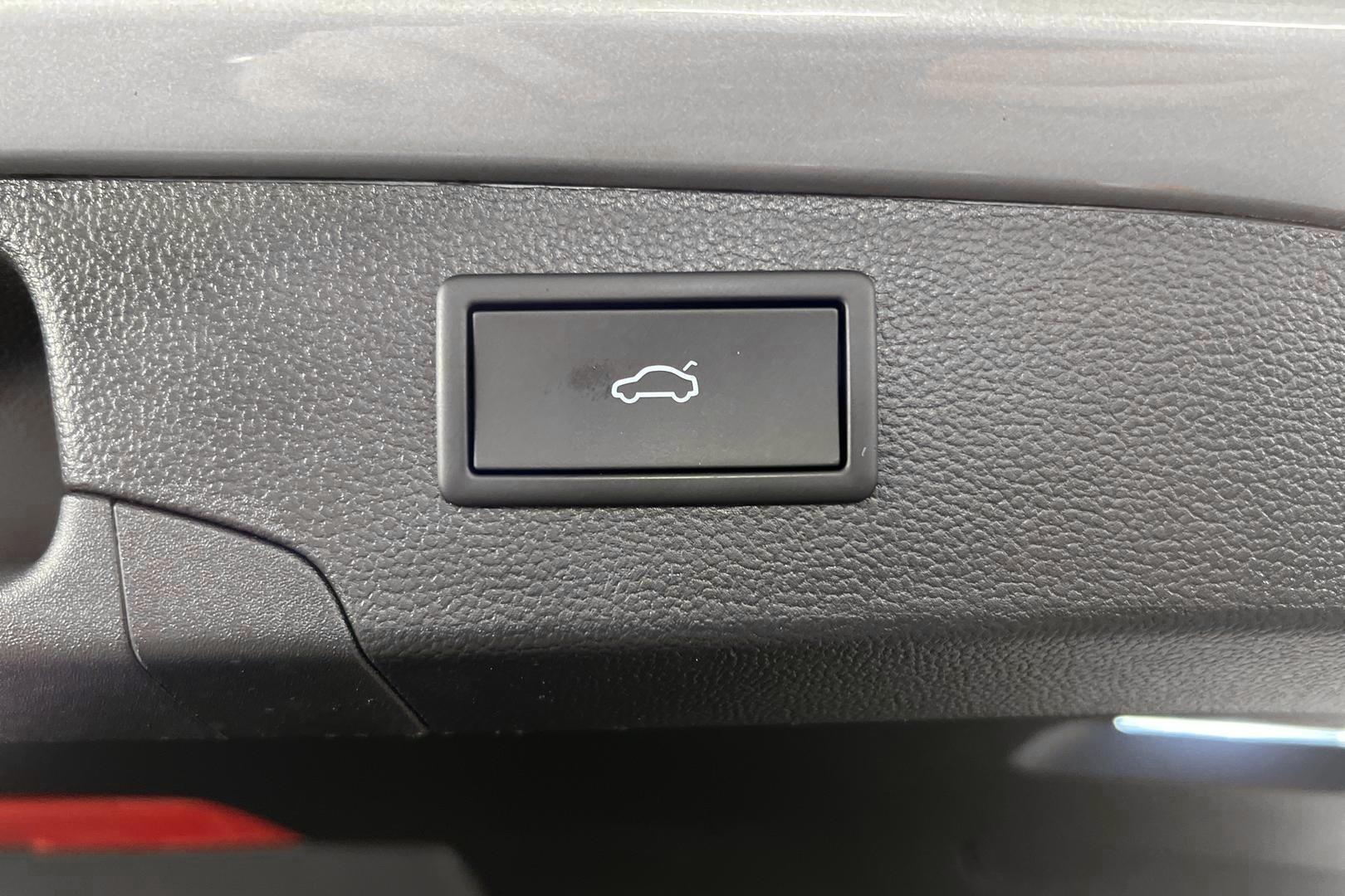 SKODA Superb 2025