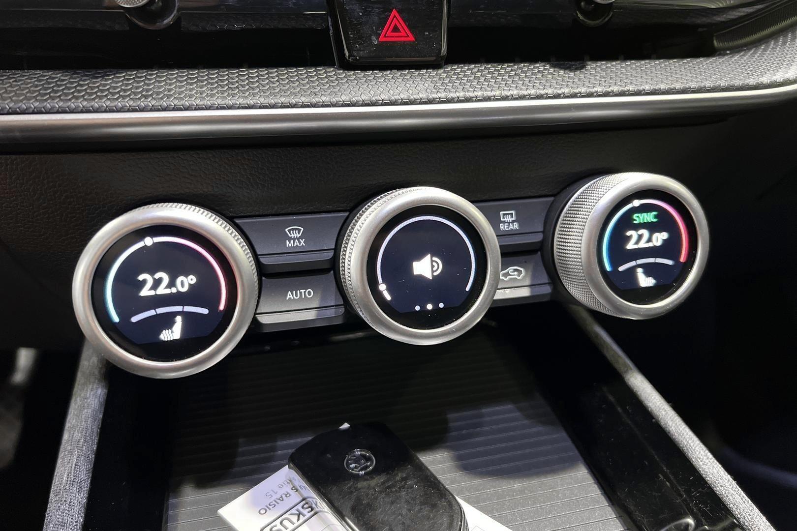 SKODA Superb 2025
