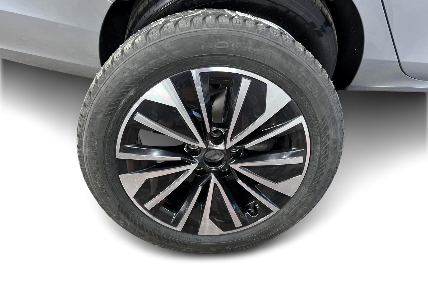 SKODA Superb 2025
