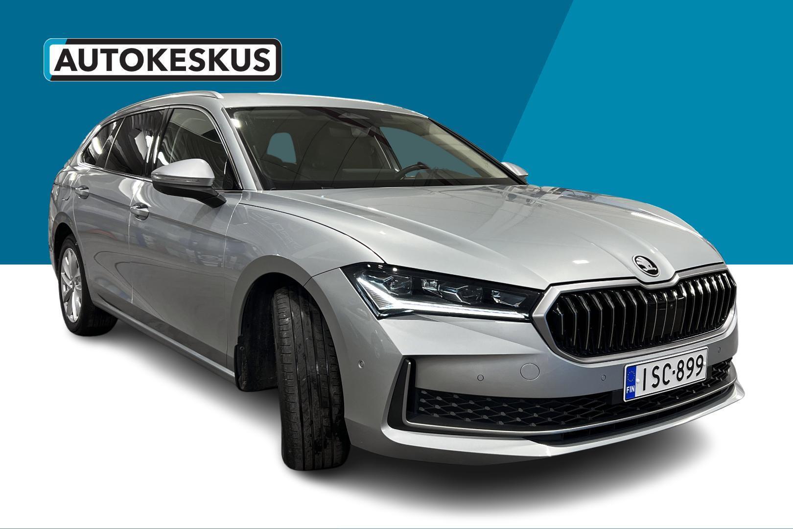 SKODA Superb 2025