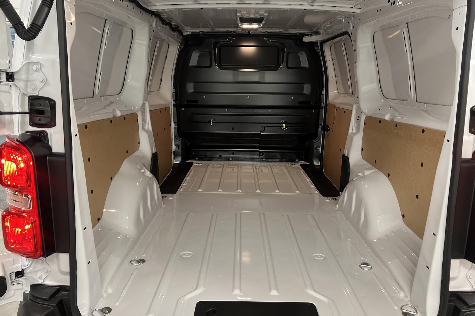 OPEL Vivaro 12