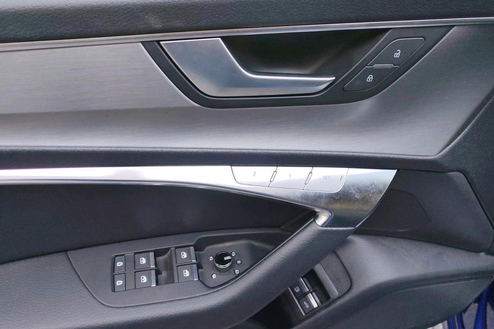 AUDI A6 2023