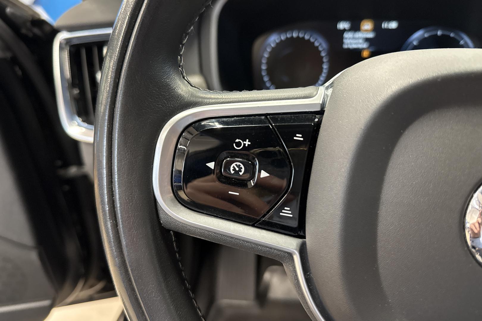 VOLVO V90 Cross Country 2019