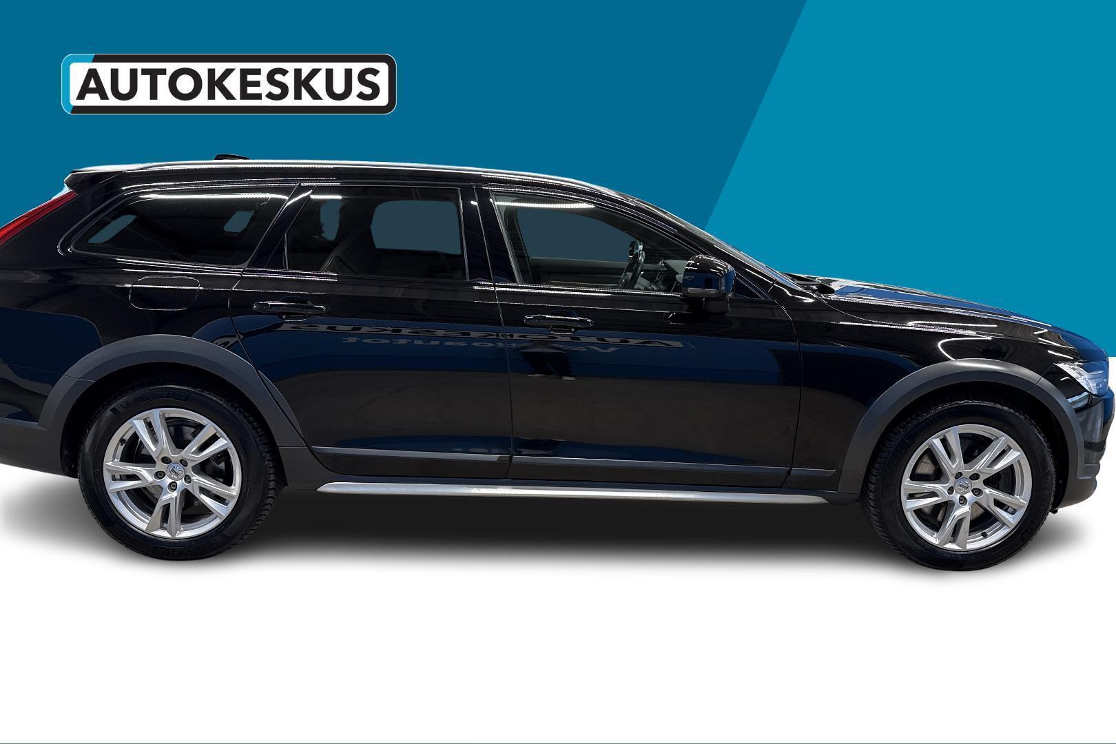 VOLVO V90 Cross Country 2019