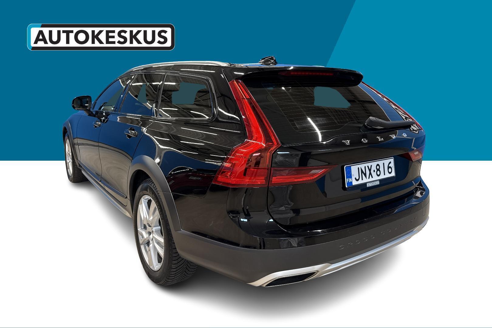 VOLVO V90 Cross Country 2019