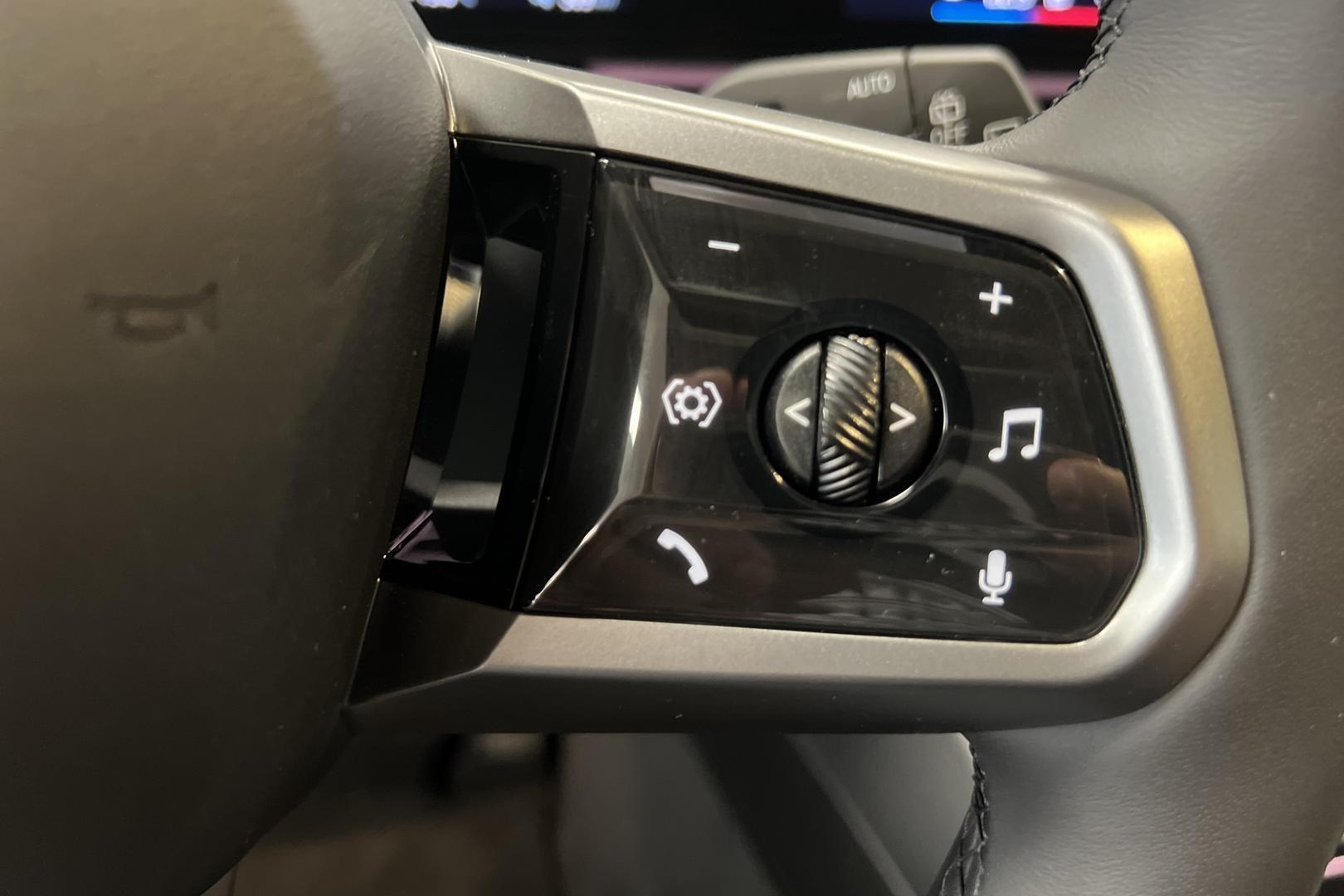 BMW I5 21