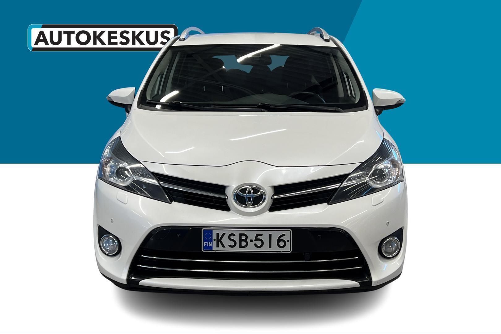 TOYOTA Verso 2016