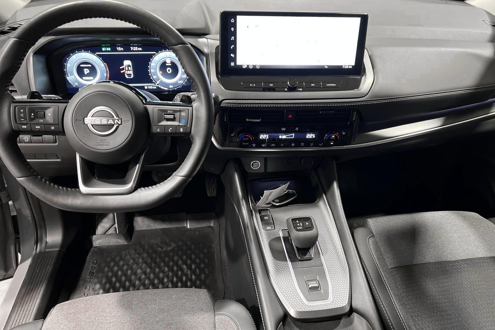 NISSAN Qashqai 2024
