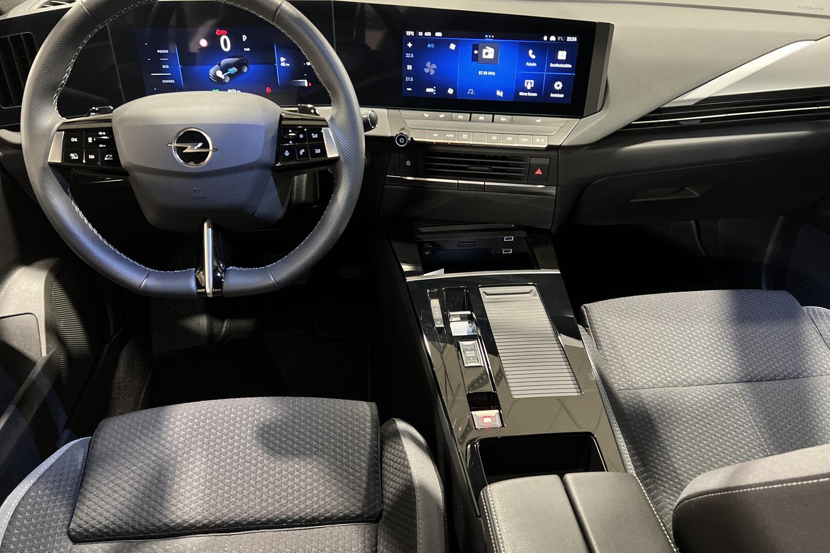 OPEL Astra 2025