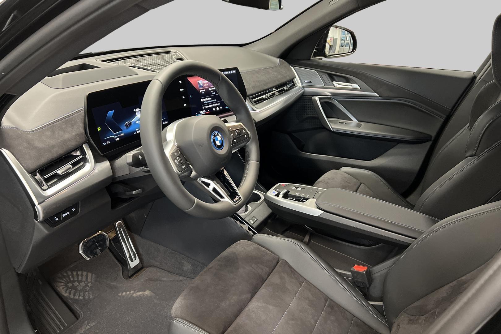 BMW iX2 2026