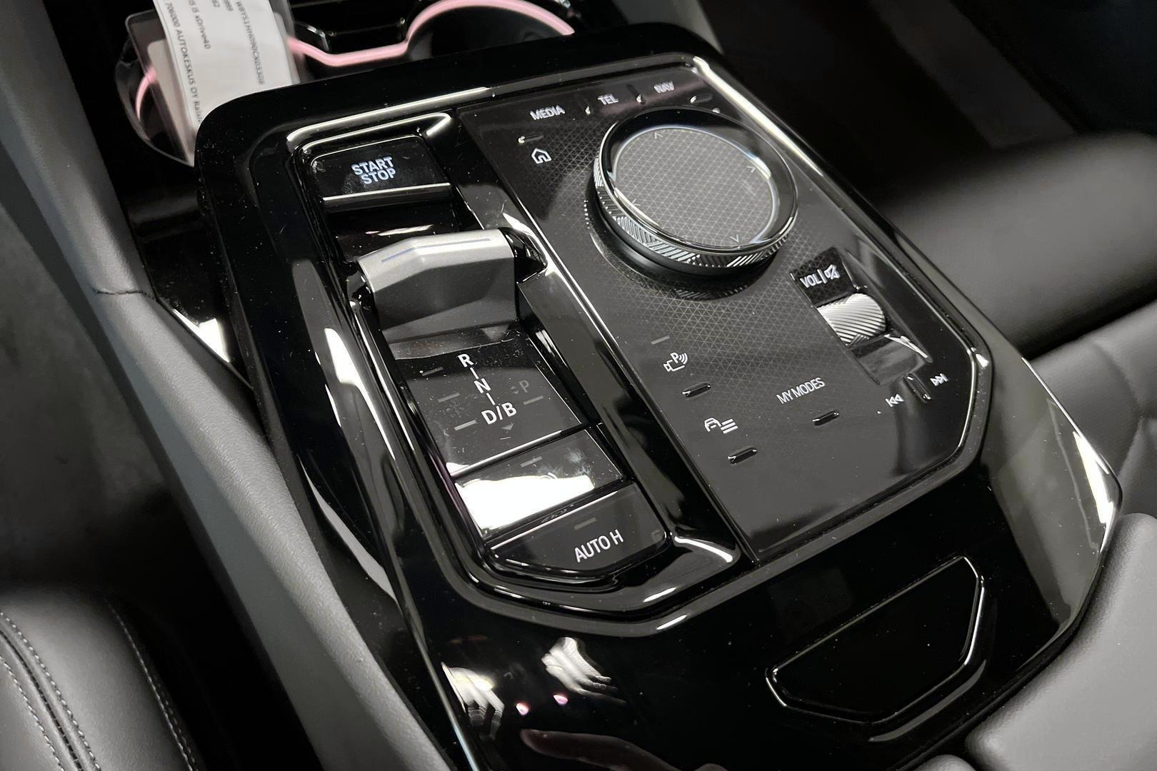 BMW i5 2026