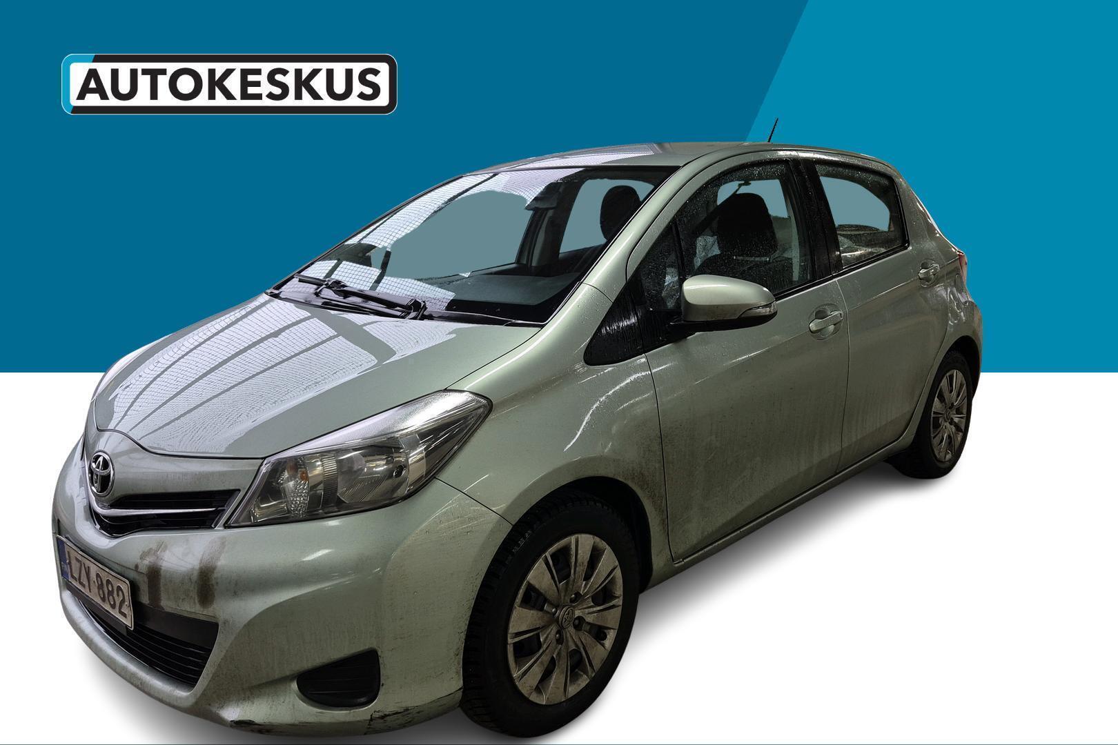TOYOTA Yaris 2012