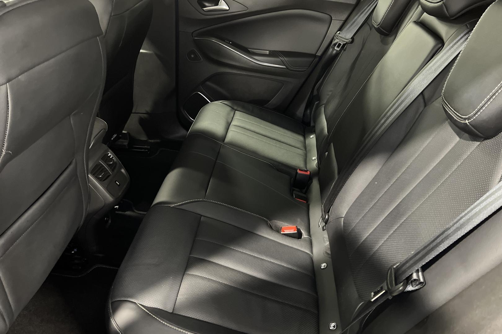 OPEL Grandland 10