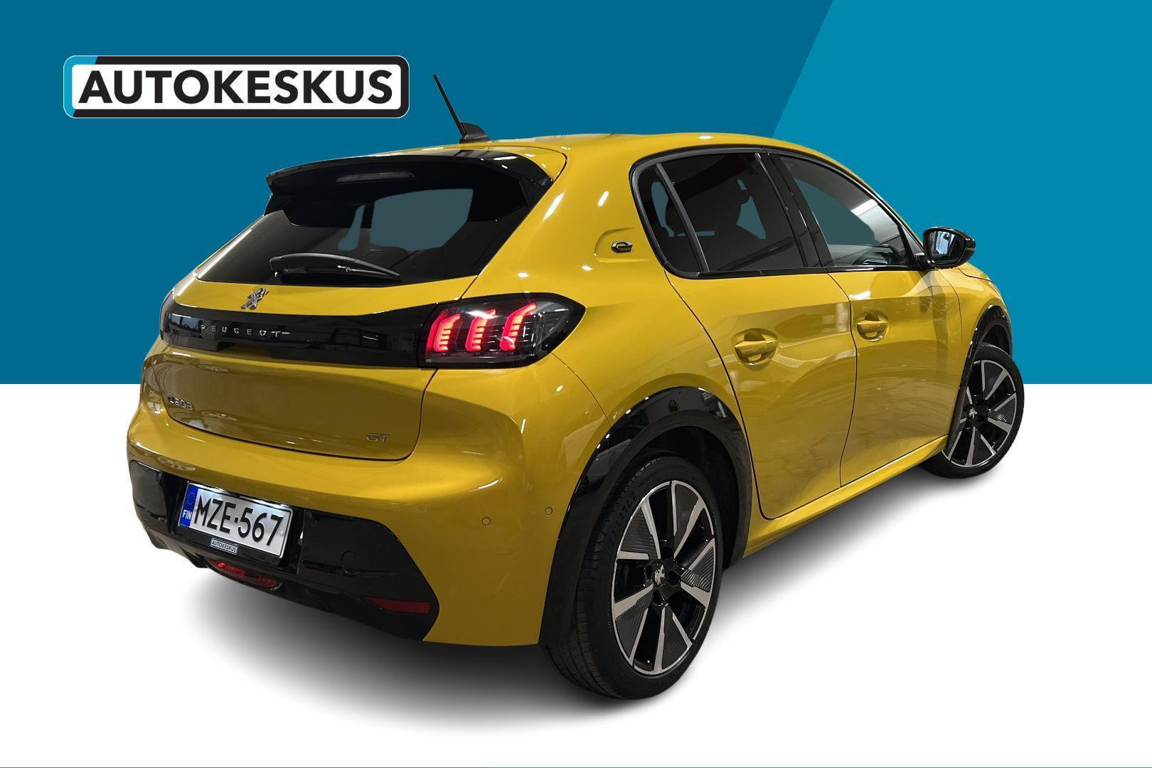 PEUGEOT e-208 2021