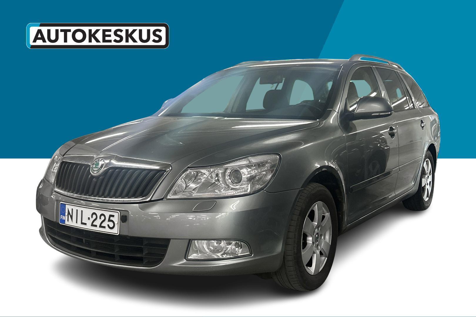 SKODA Octavia 2012