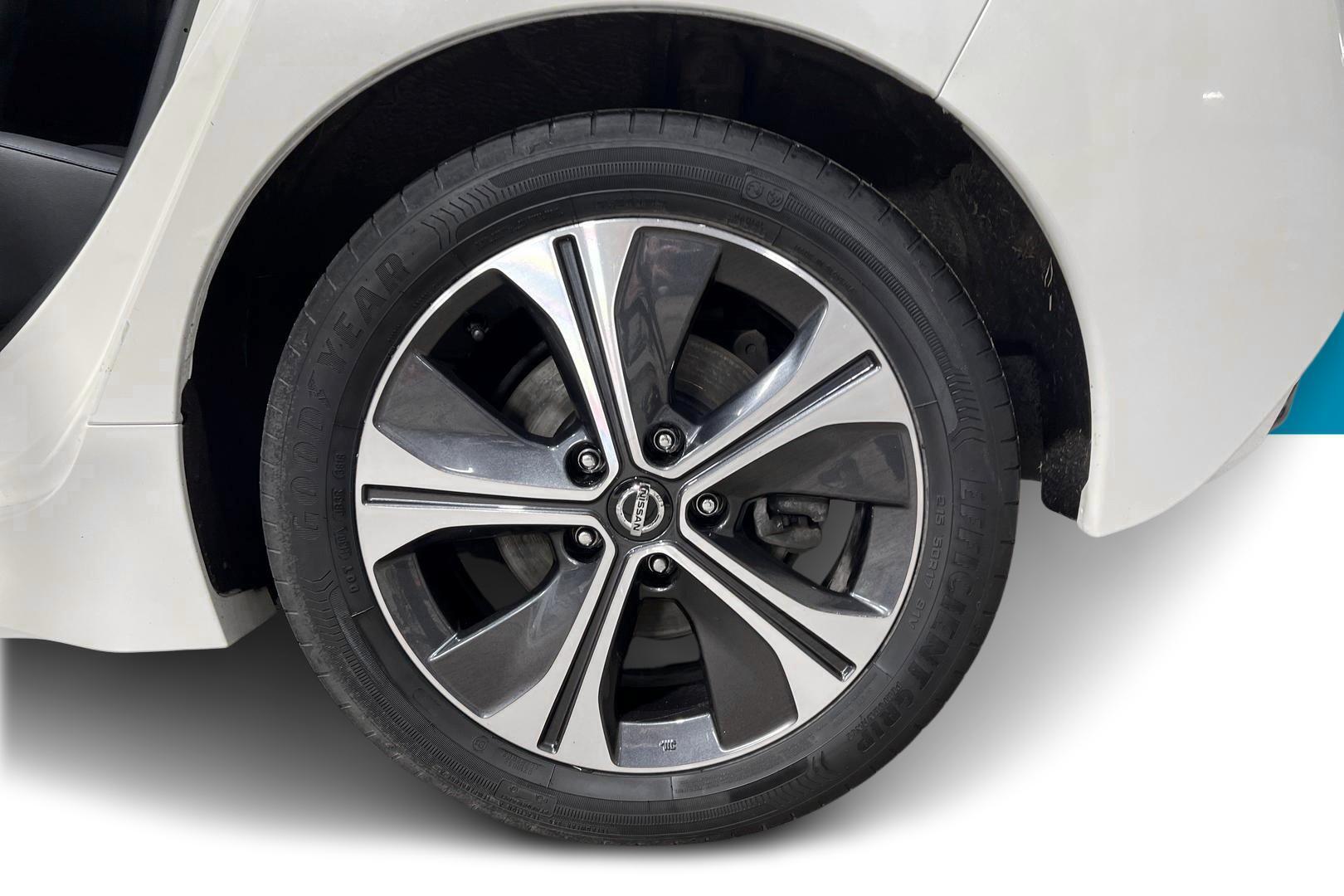 NISSAN Leaf 2018