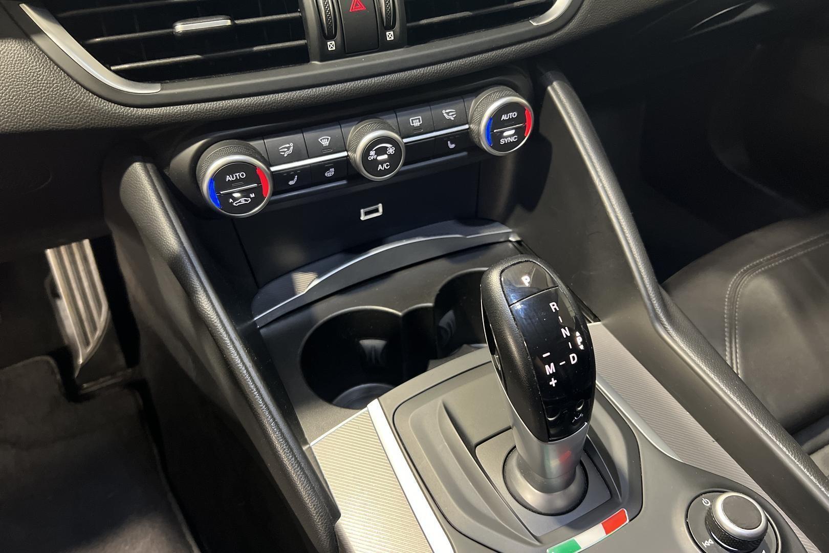 ALFA ROMEO Giulia 2019