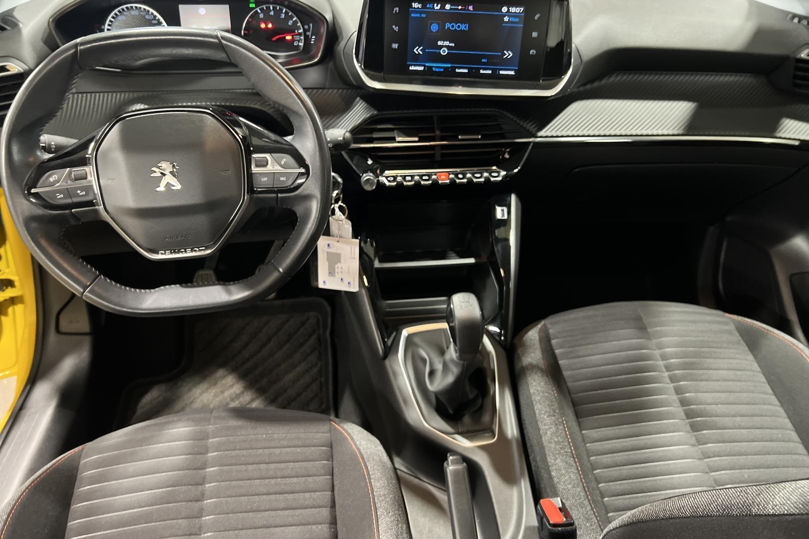 PEUGEOT 208 11