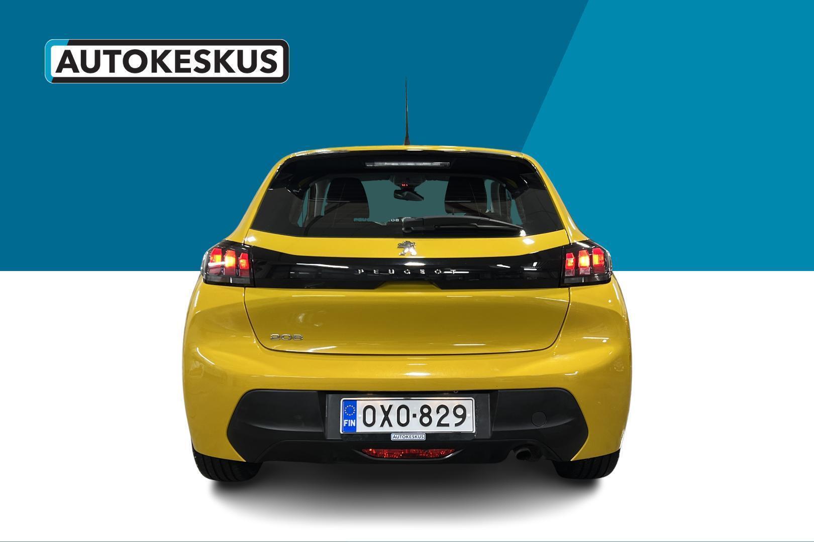 PEUGEOT 208 6