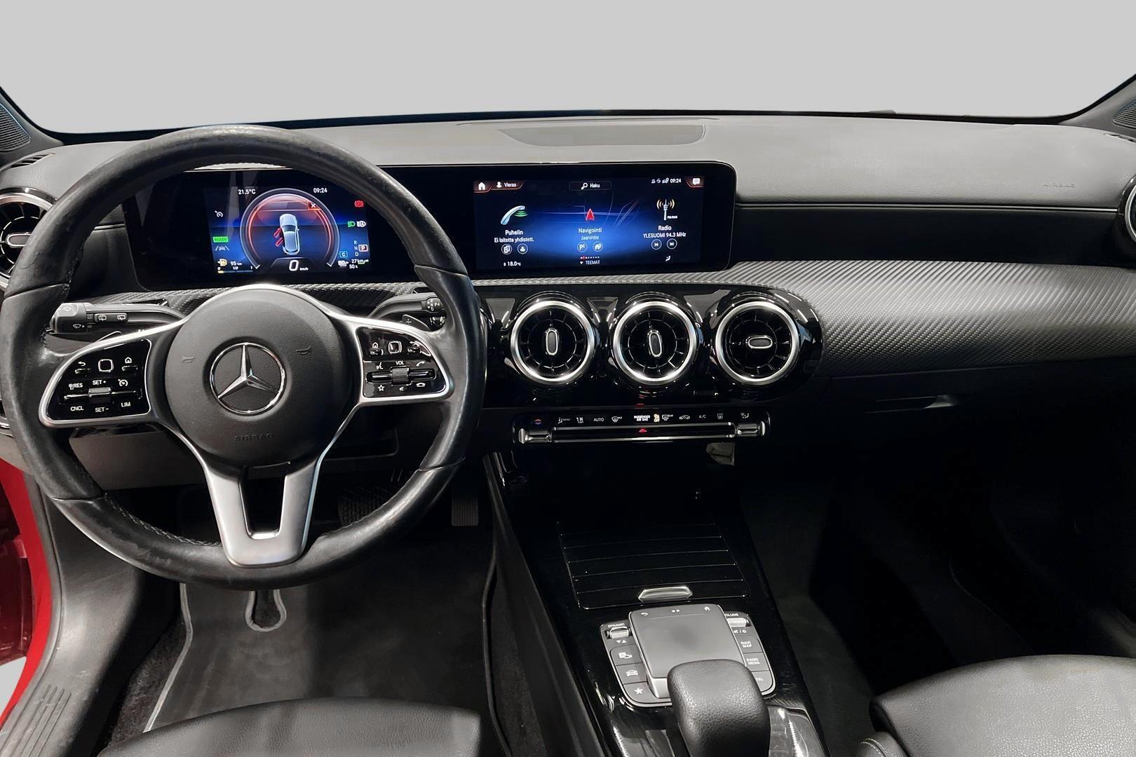 MERCEDES-BENZ A 11