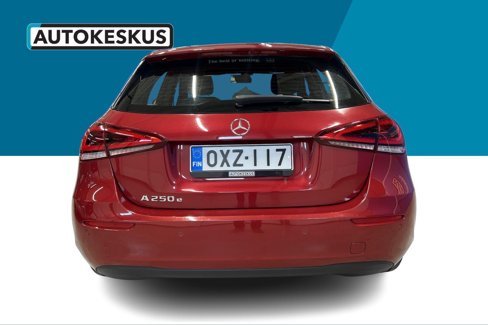MERCEDES-BENZ A 6
