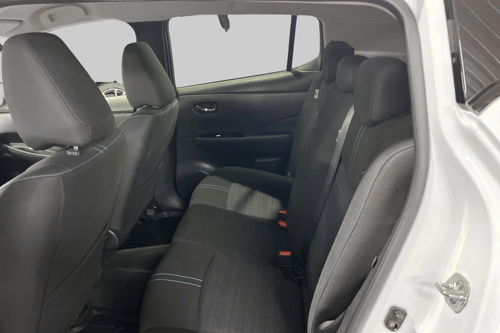 NISSAN Leaf 10