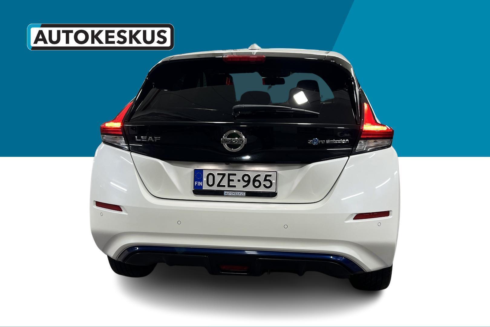 NISSAN Leaf 6