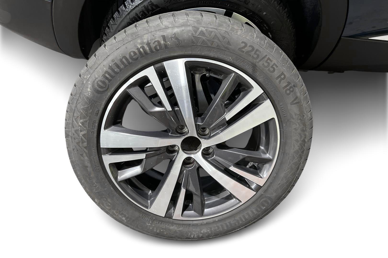 PEUGEOT 5008 2022
