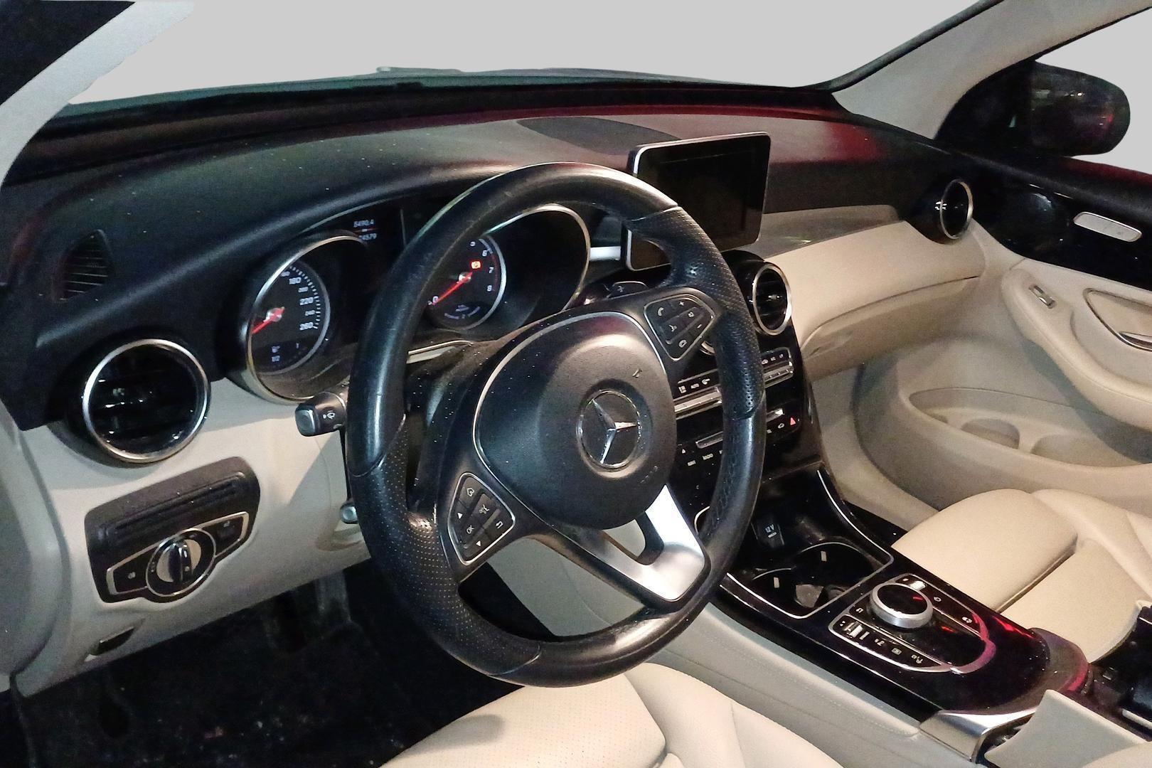 MERCEDES-BENZ GLC 2018