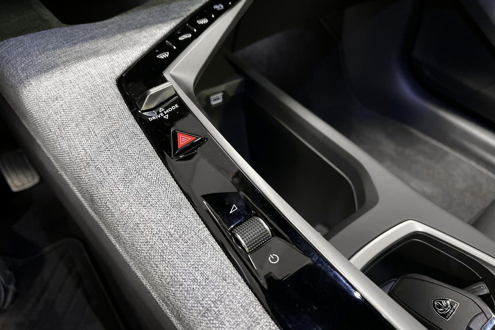 PEUGEOT 5008 2026