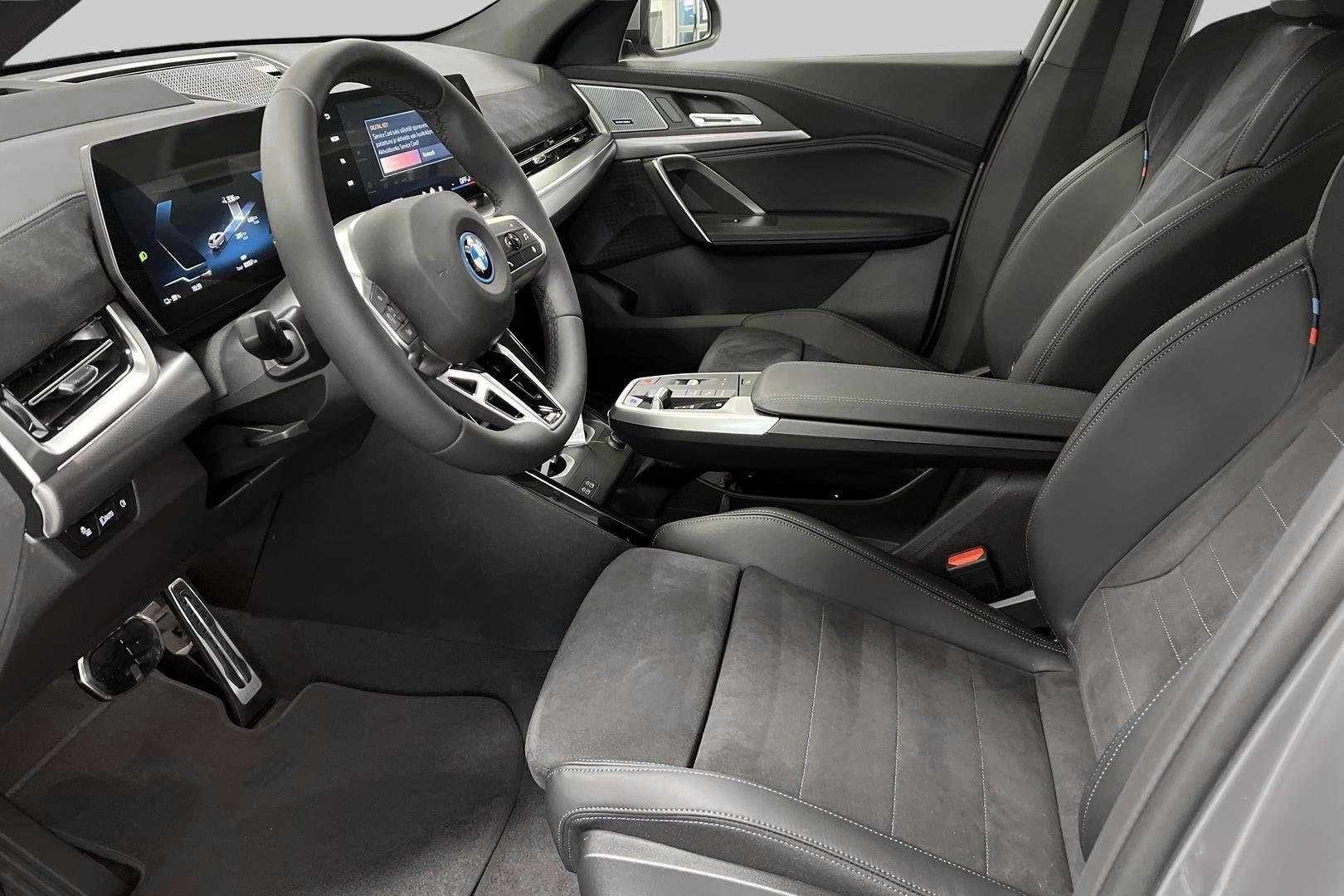 BMW iX2 2026