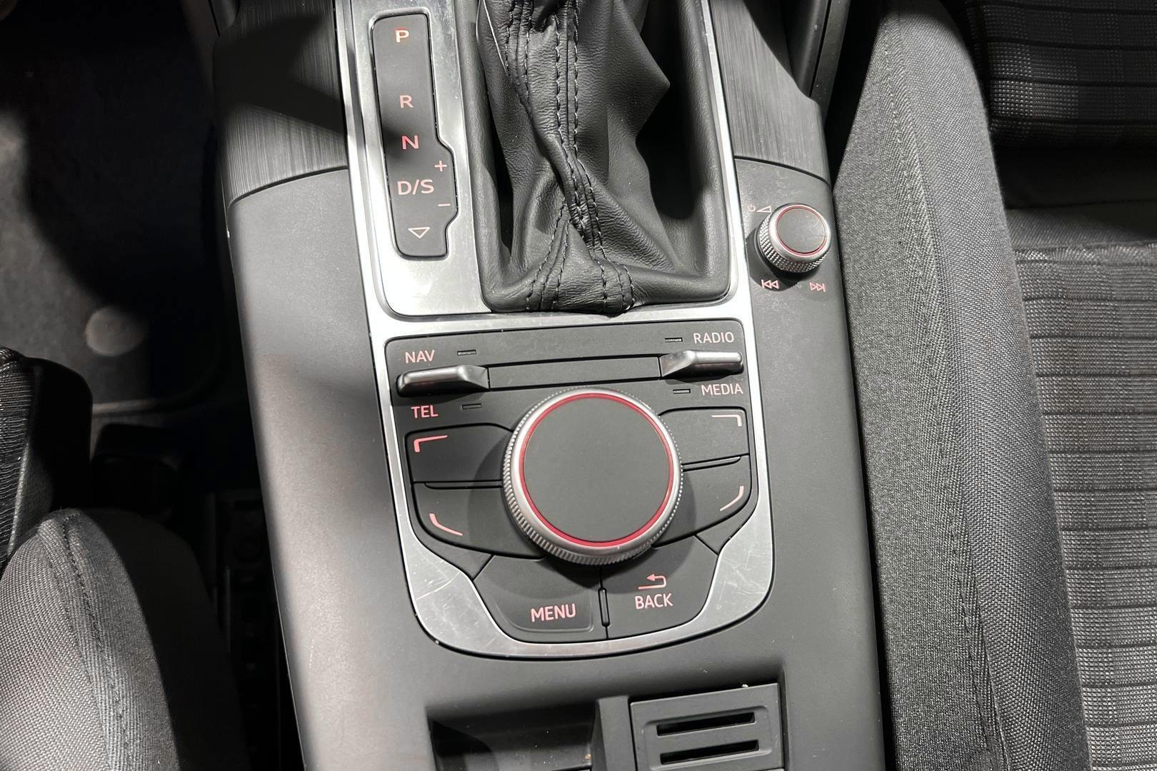 AUDI A3 2015