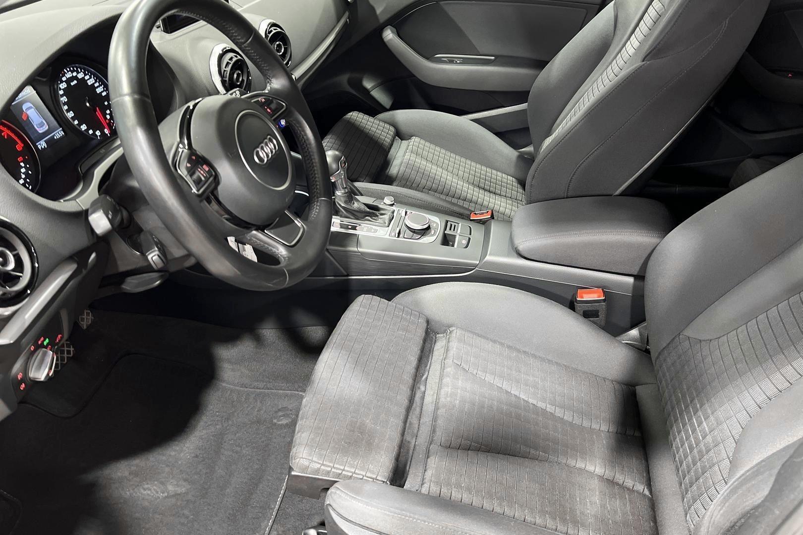 AUDI A3 2015