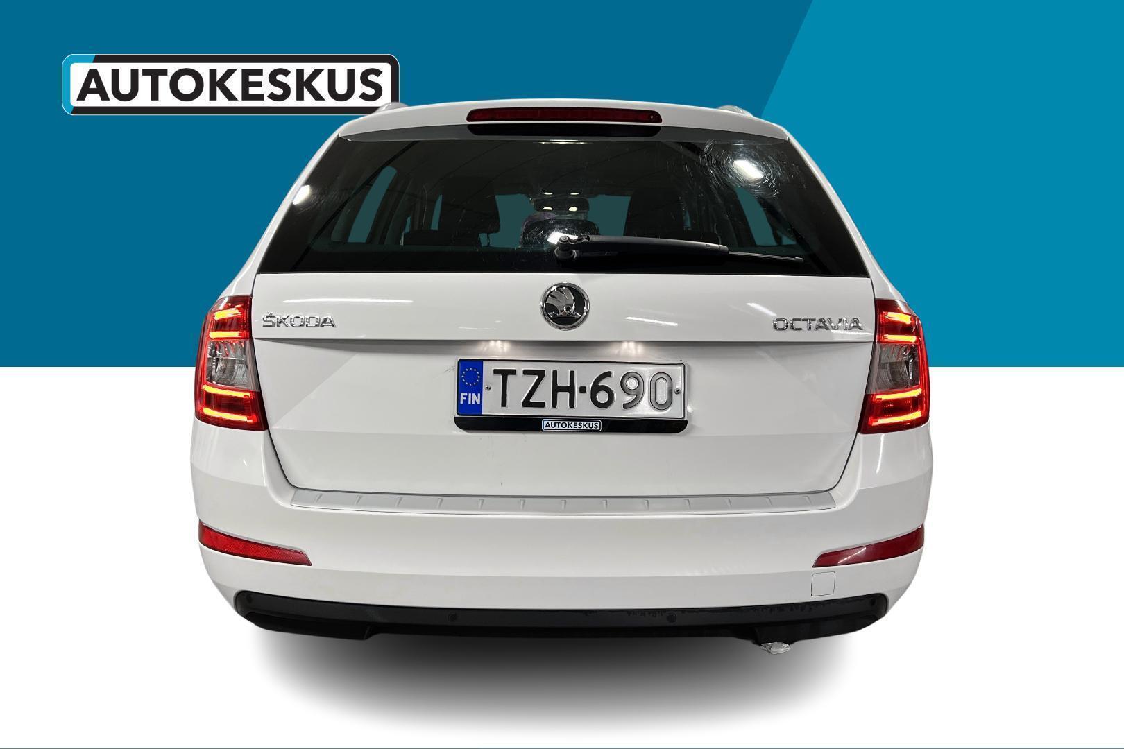 SKODA Octavia 6