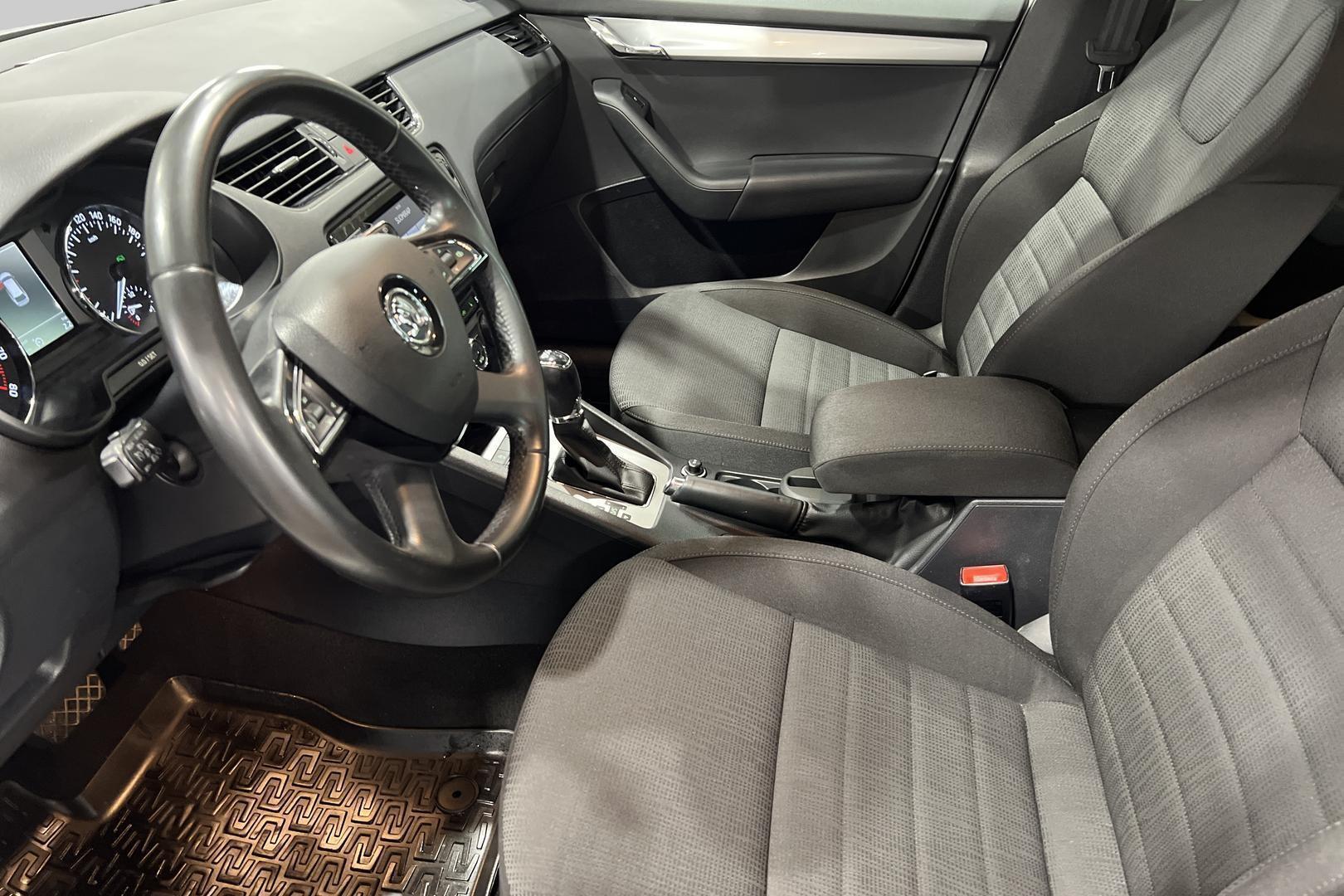 SKODA Octavia 9