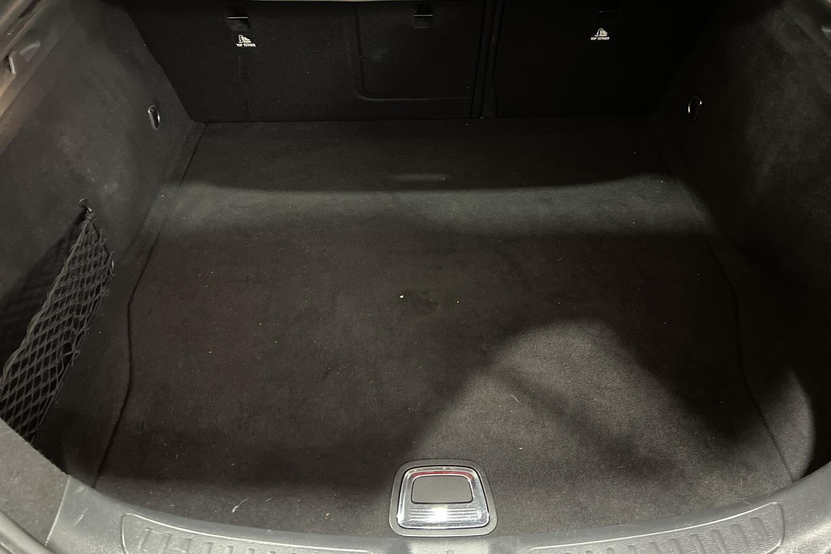 MERCEDES-BENZ CLA 2016