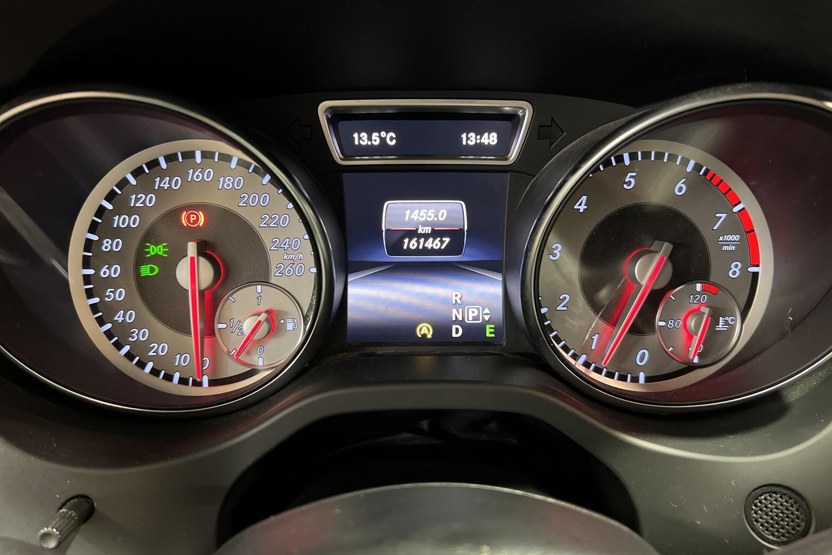 MERCEDES-BENZ CLA 2016