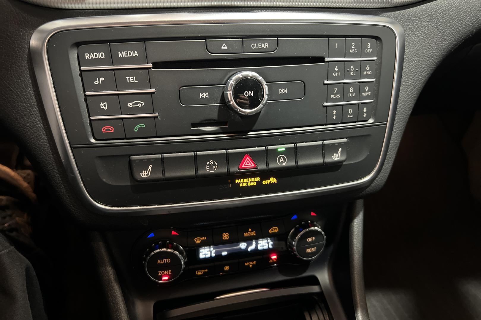 MERCEDES-BENZ CLA 2016