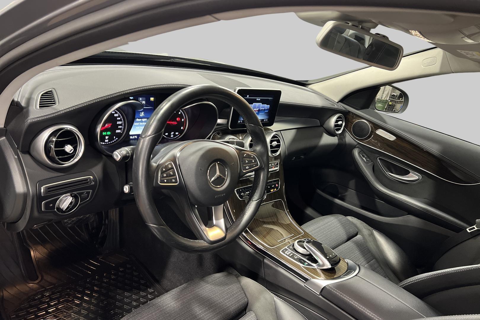MERCEDES-BENZ C 2016