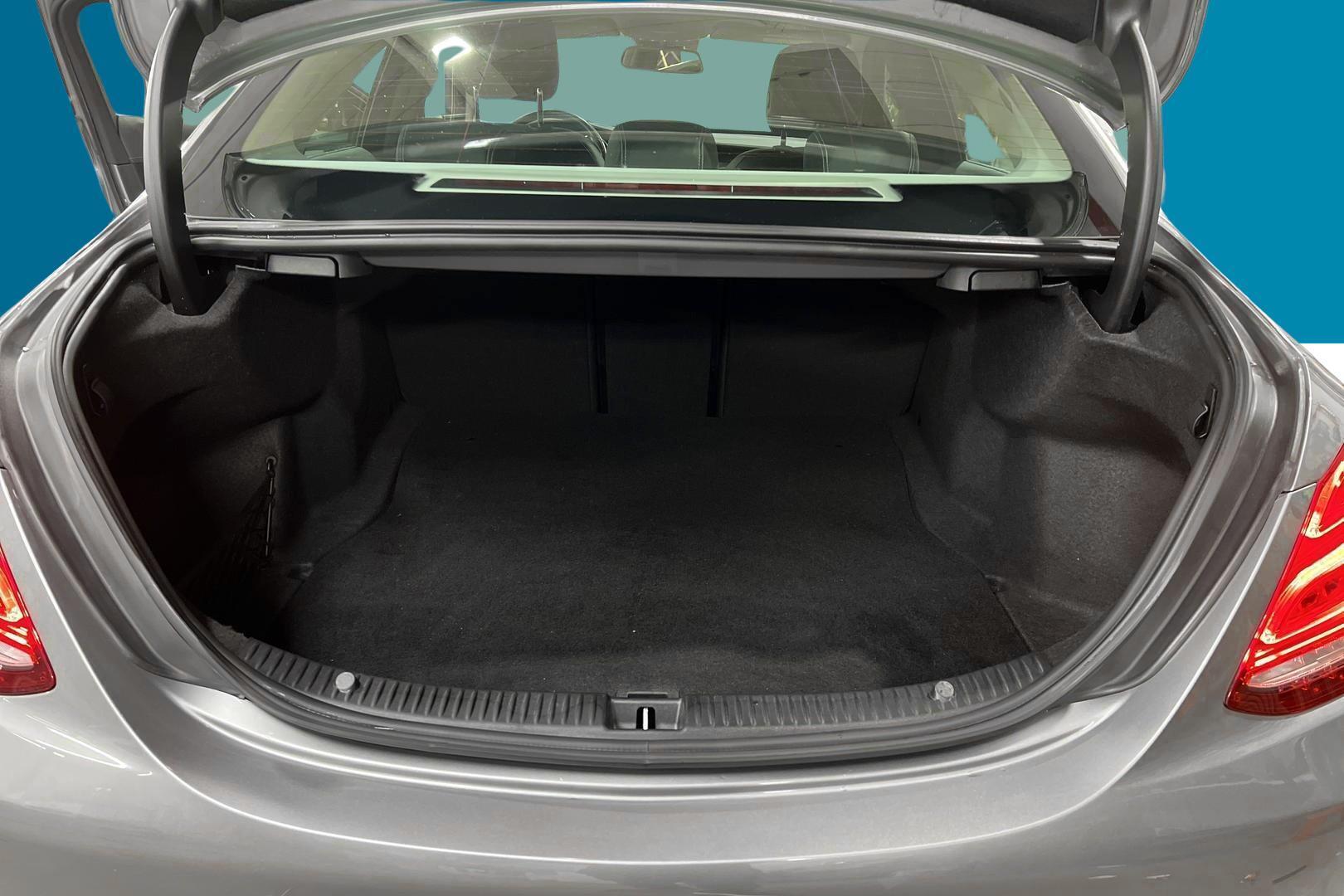 MERCEDES-BENZ C 2016