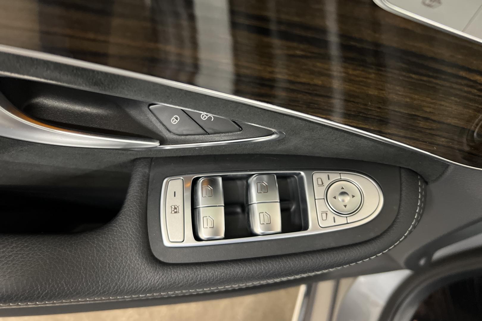 MERCEDES-BENZ C 2016