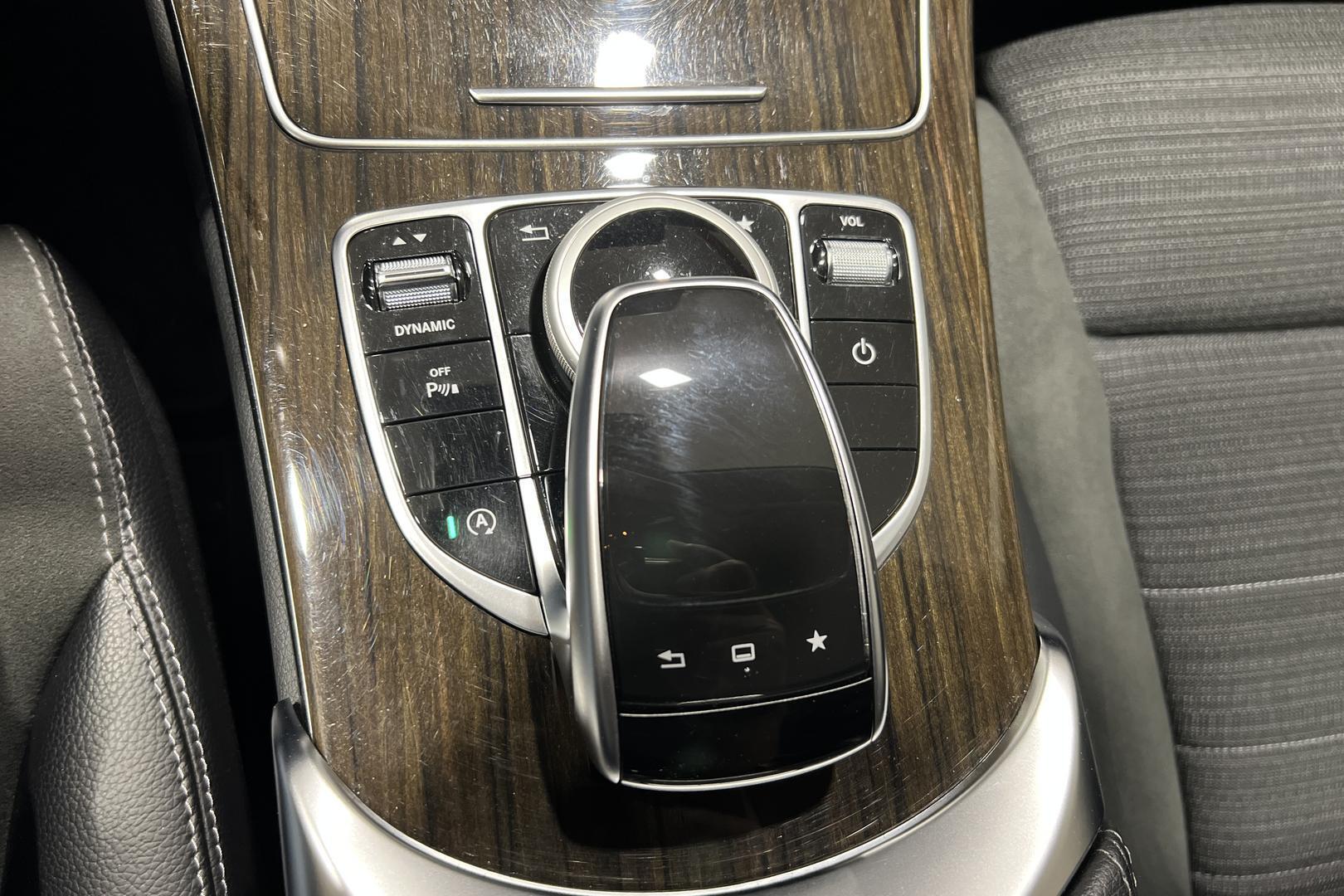 MERCEDES-BENZ C 2016