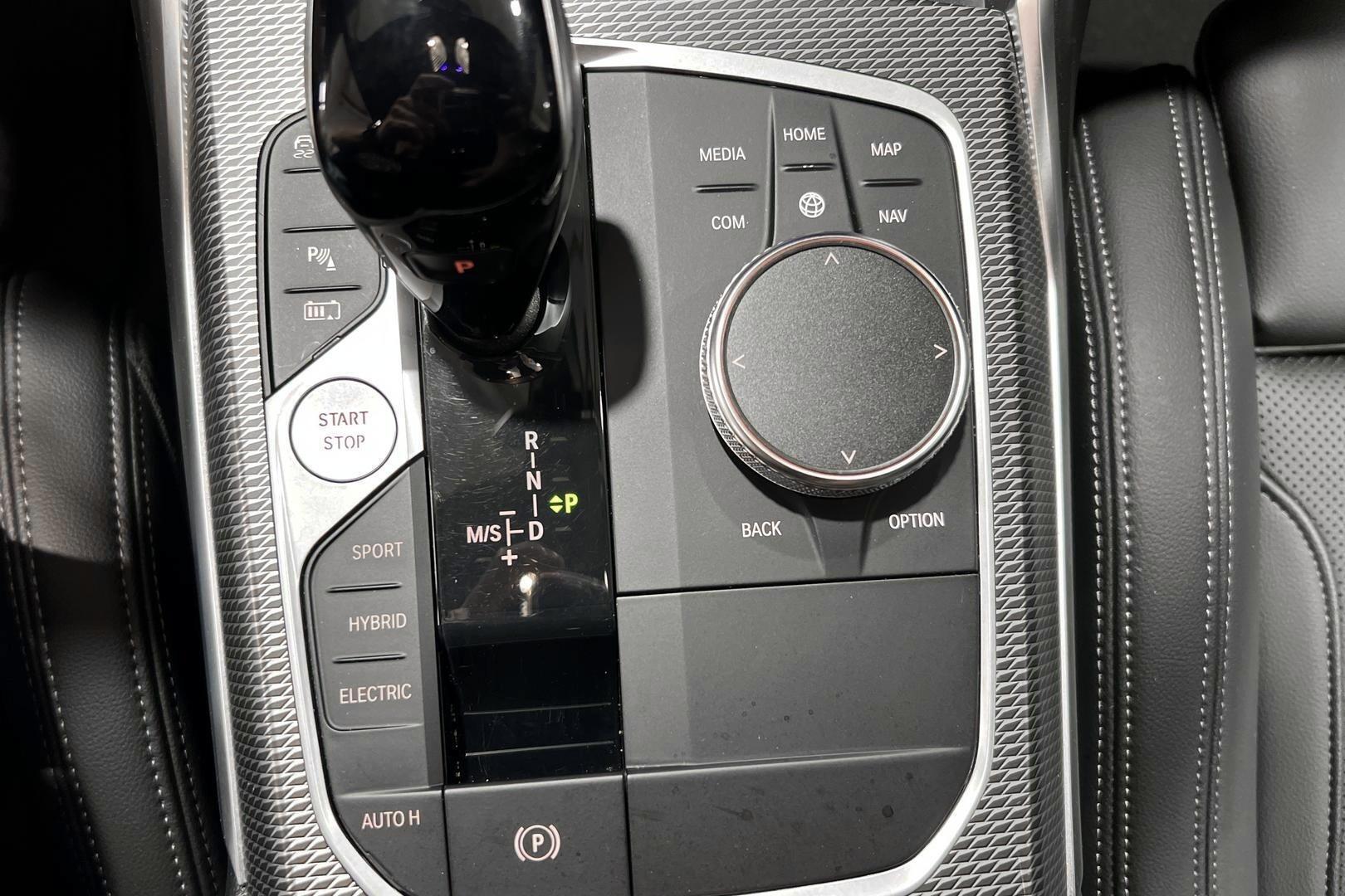 BMW 3-sarja 2022