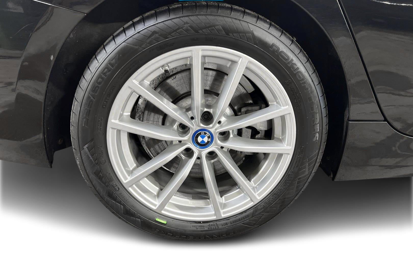 BMW 3-sarja 2023