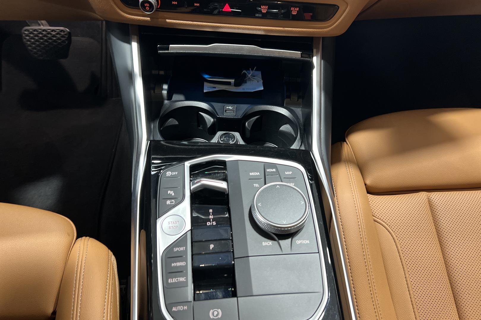 BMW 3-sarja 2023