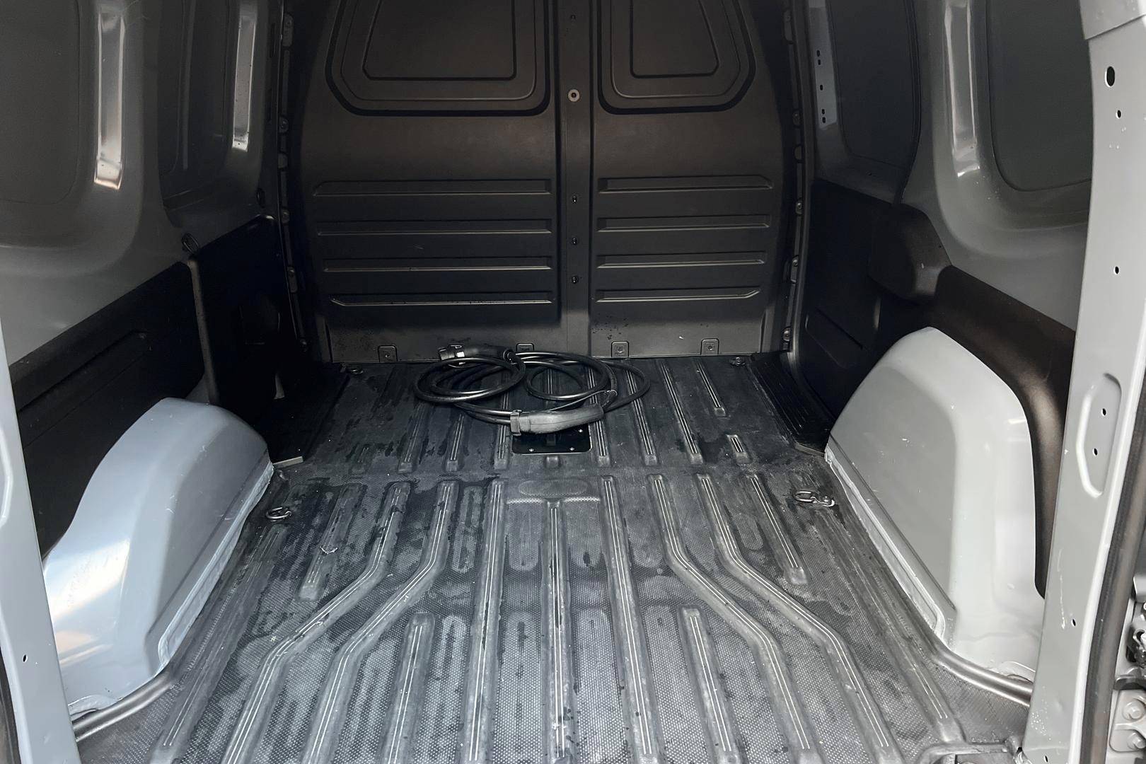 NISSAN Townstar 2023