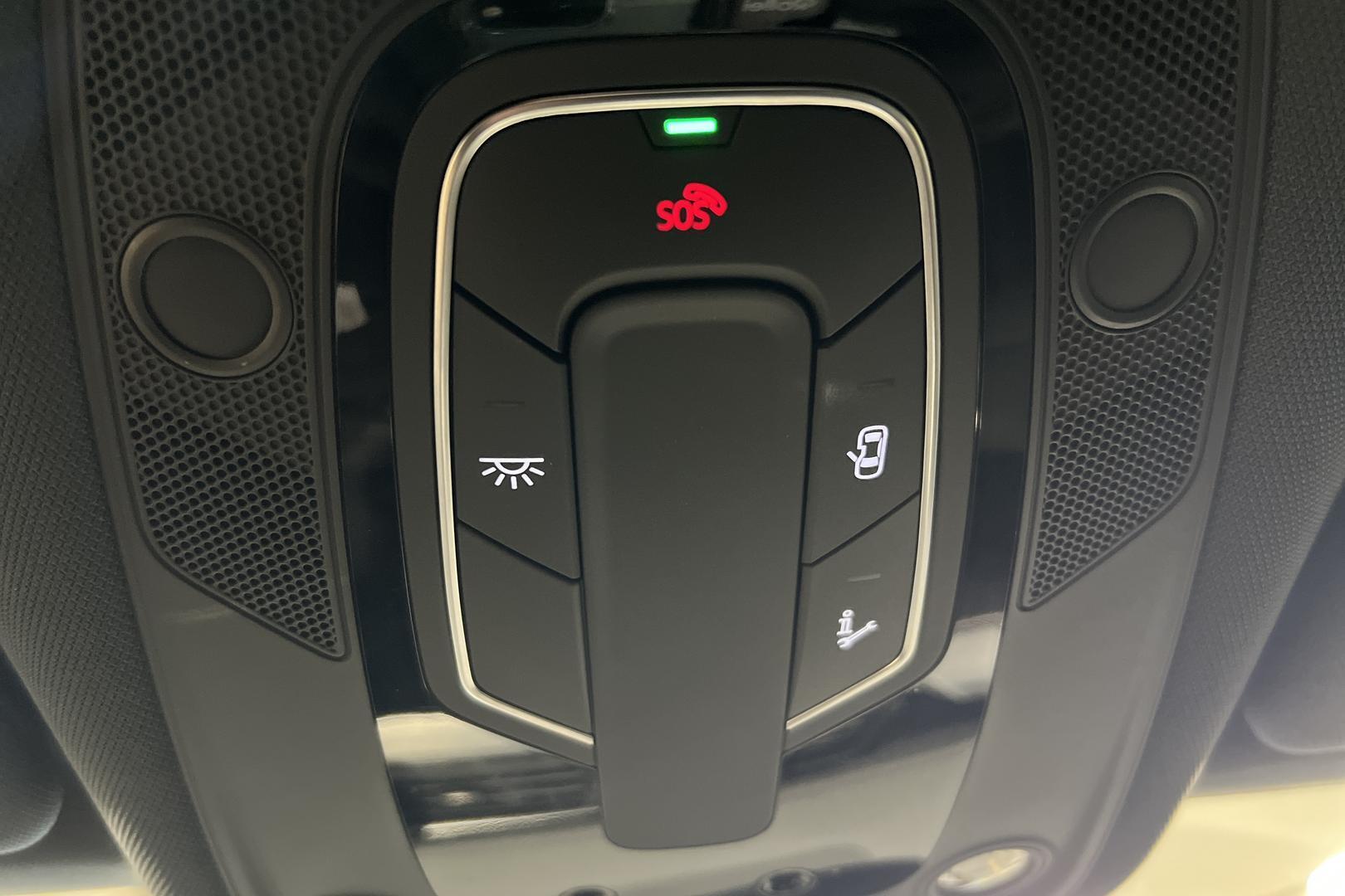 AUDI e-tron 26