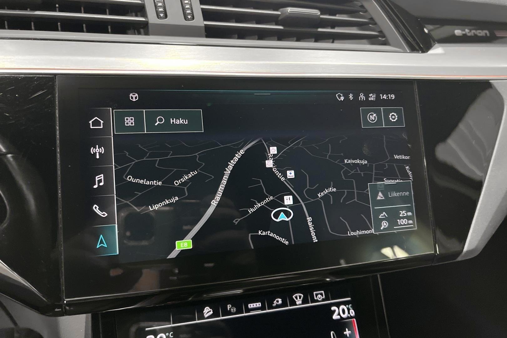 AUDI e-tron 28