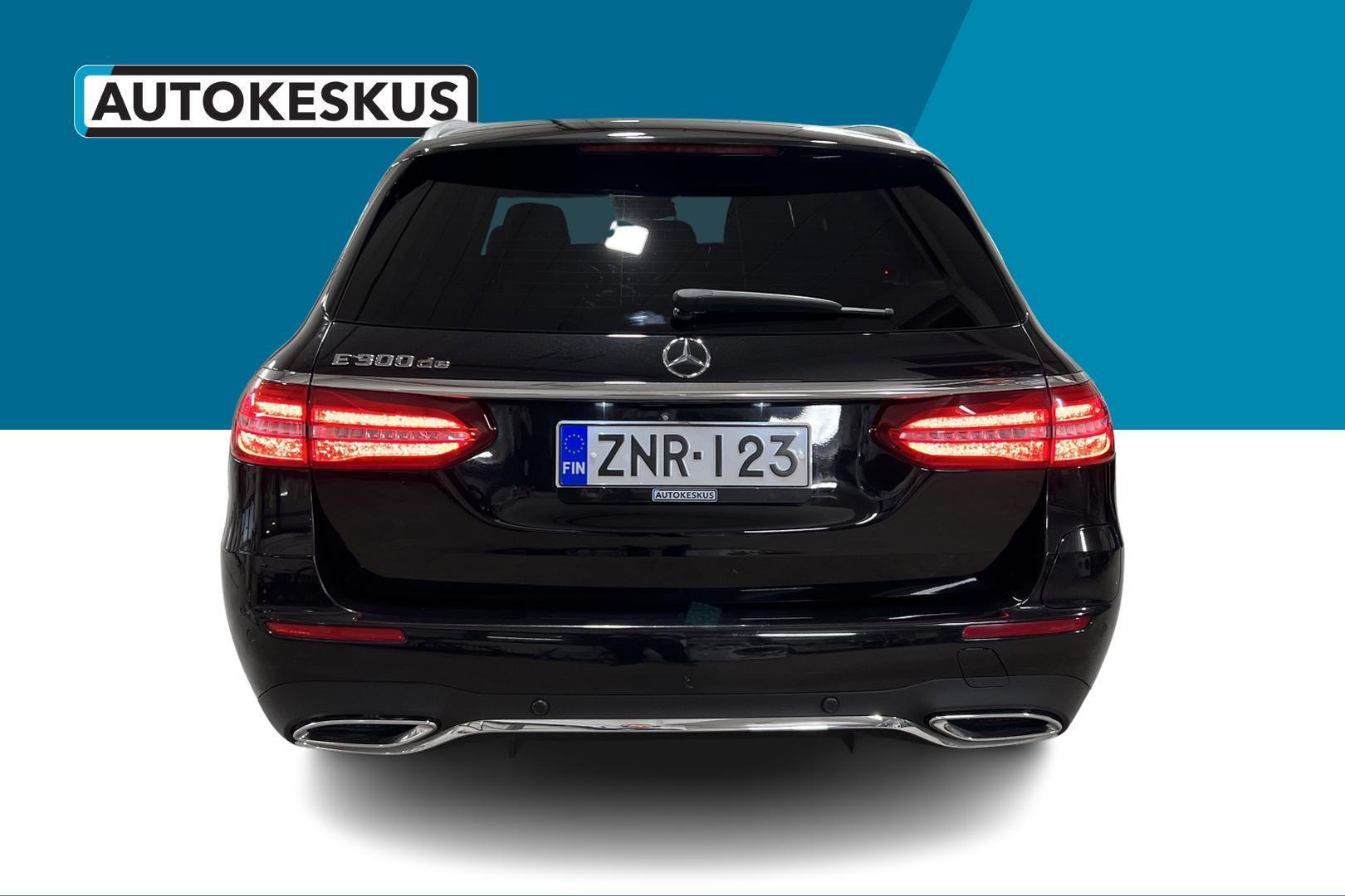 MERCEDES-BENZ E 6